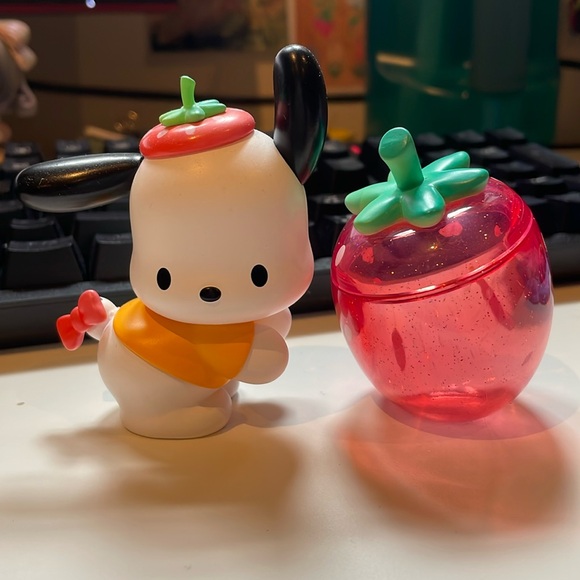 Sanrio Other - Pochacco strawberry farm opened blind box